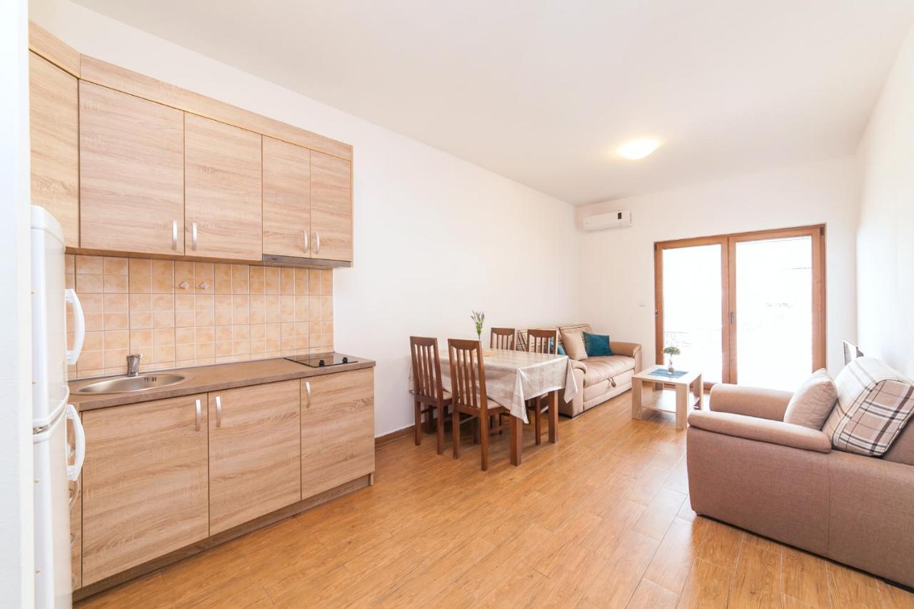 Welcome Apartments Petrovac Exterior photo