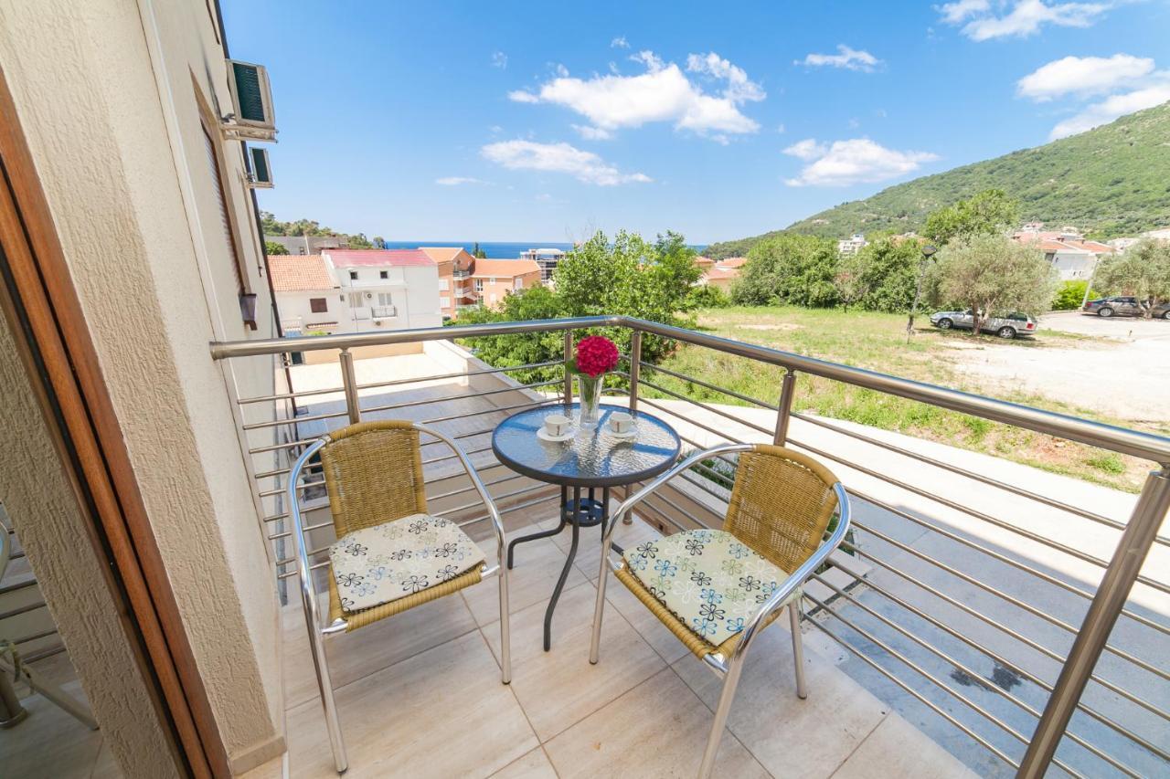 Welcome Apartments Petrovac Exterior photo