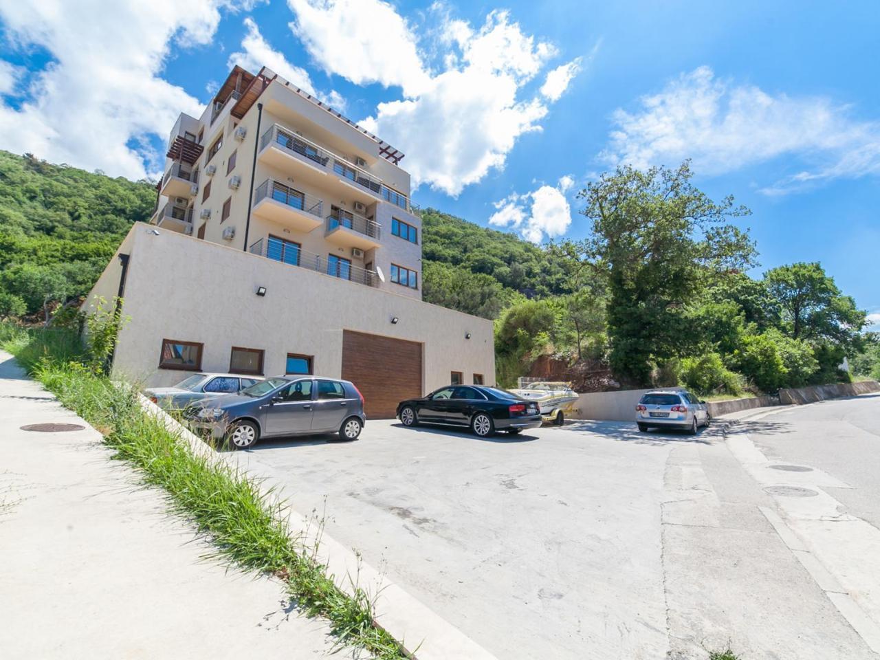 Welcome Apartments Petrovac Exterior photo